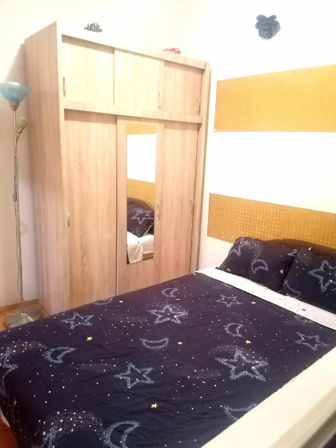 Appartement Jednosoban Stan Centar à Pirot Extérieur photo